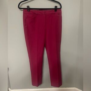 White House Black Market The Slim Ankle Pant. Size 6.